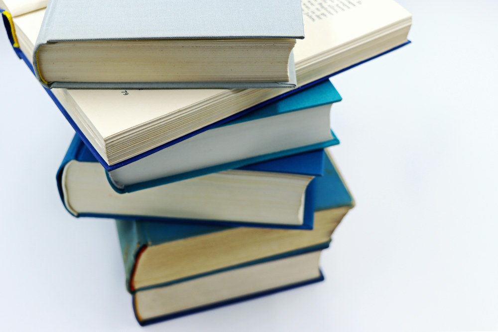 Лексичне значення слова “книга” та його морфологічний розбір